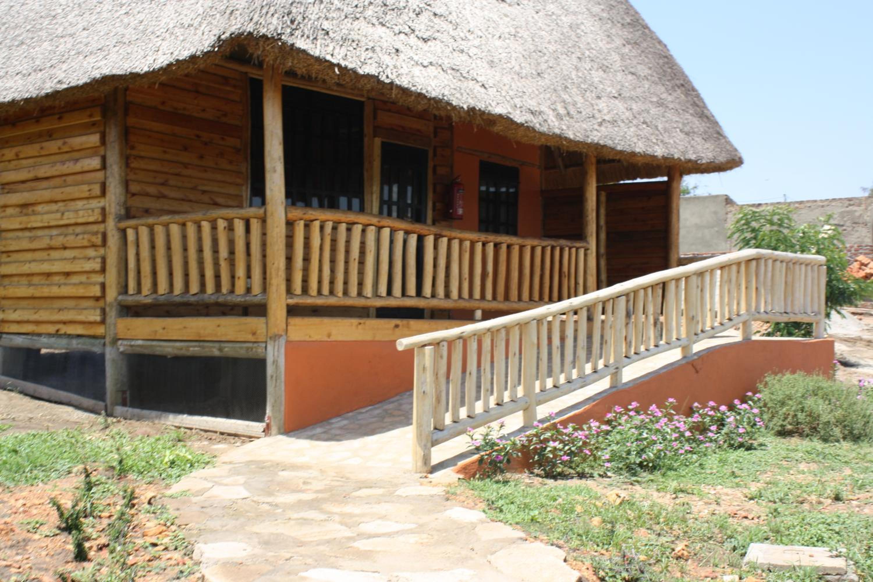 Bulbul safaris Lodge