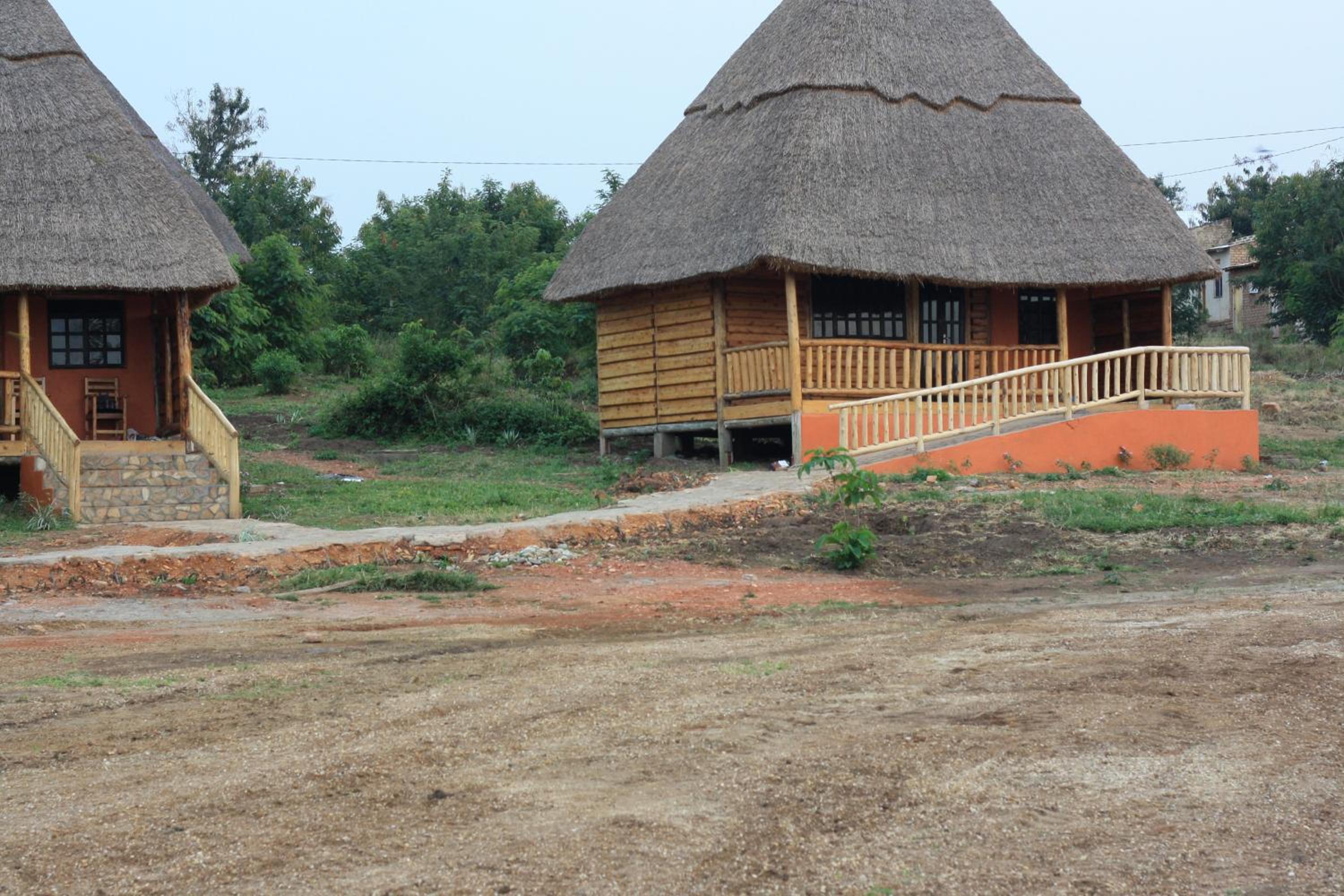 Bulbul safaris Lodge