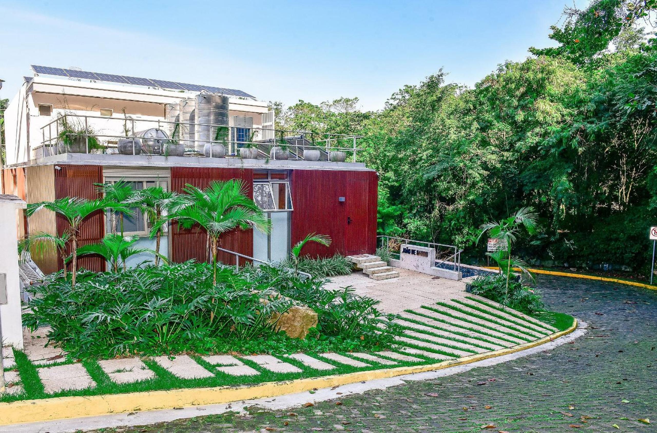João de Barro House - Guaecá Beach