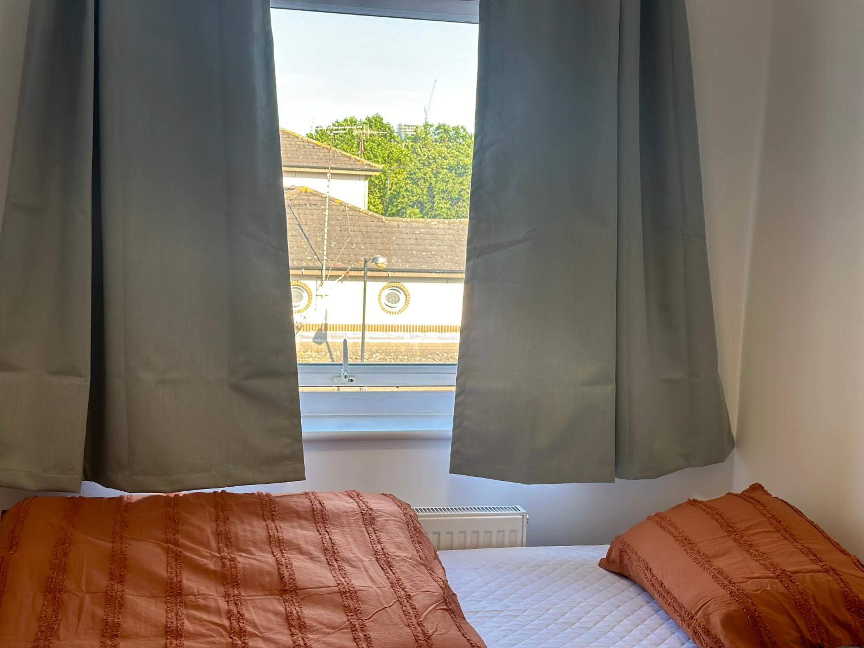 HLM property Single Room only