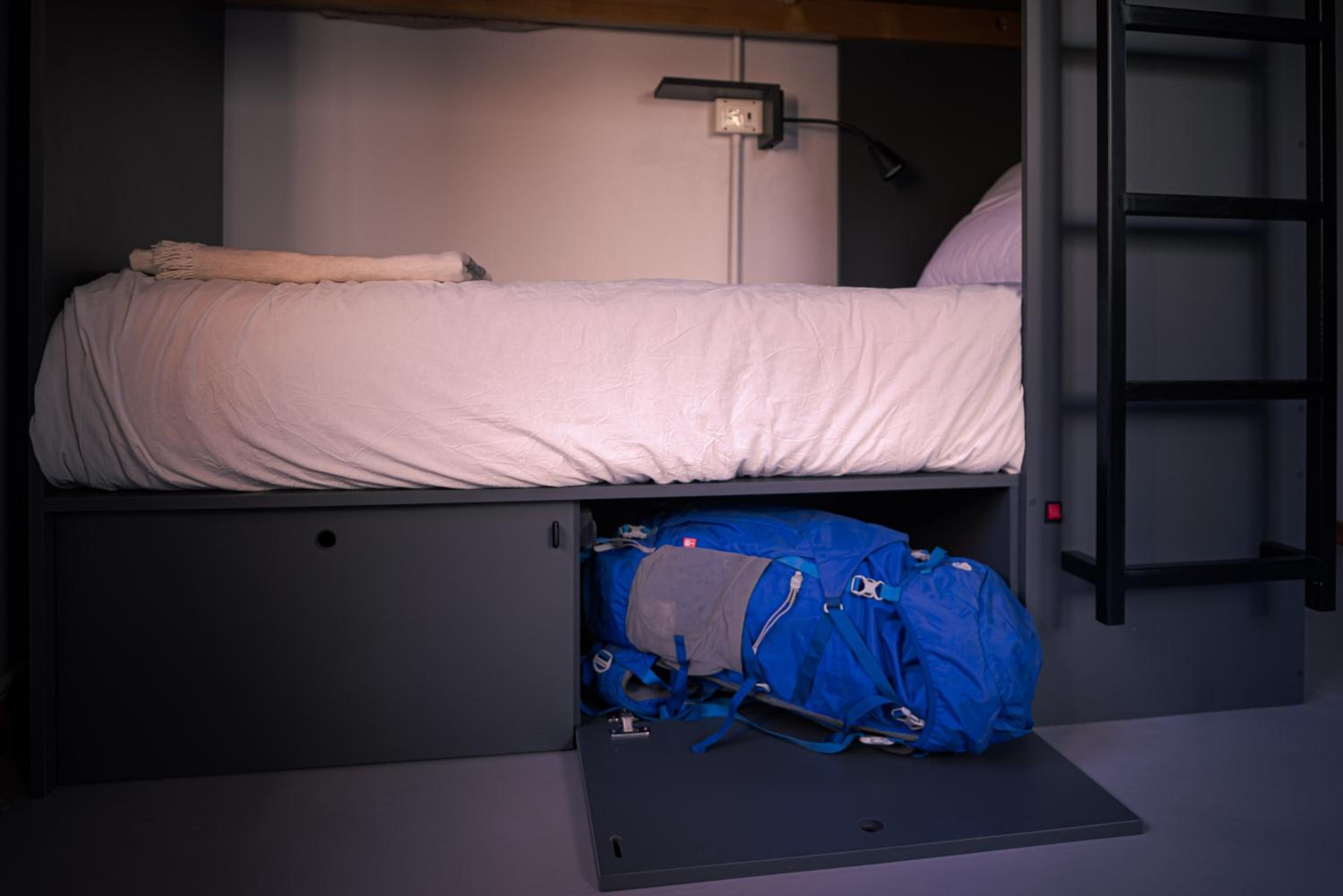 Warthon Hostel