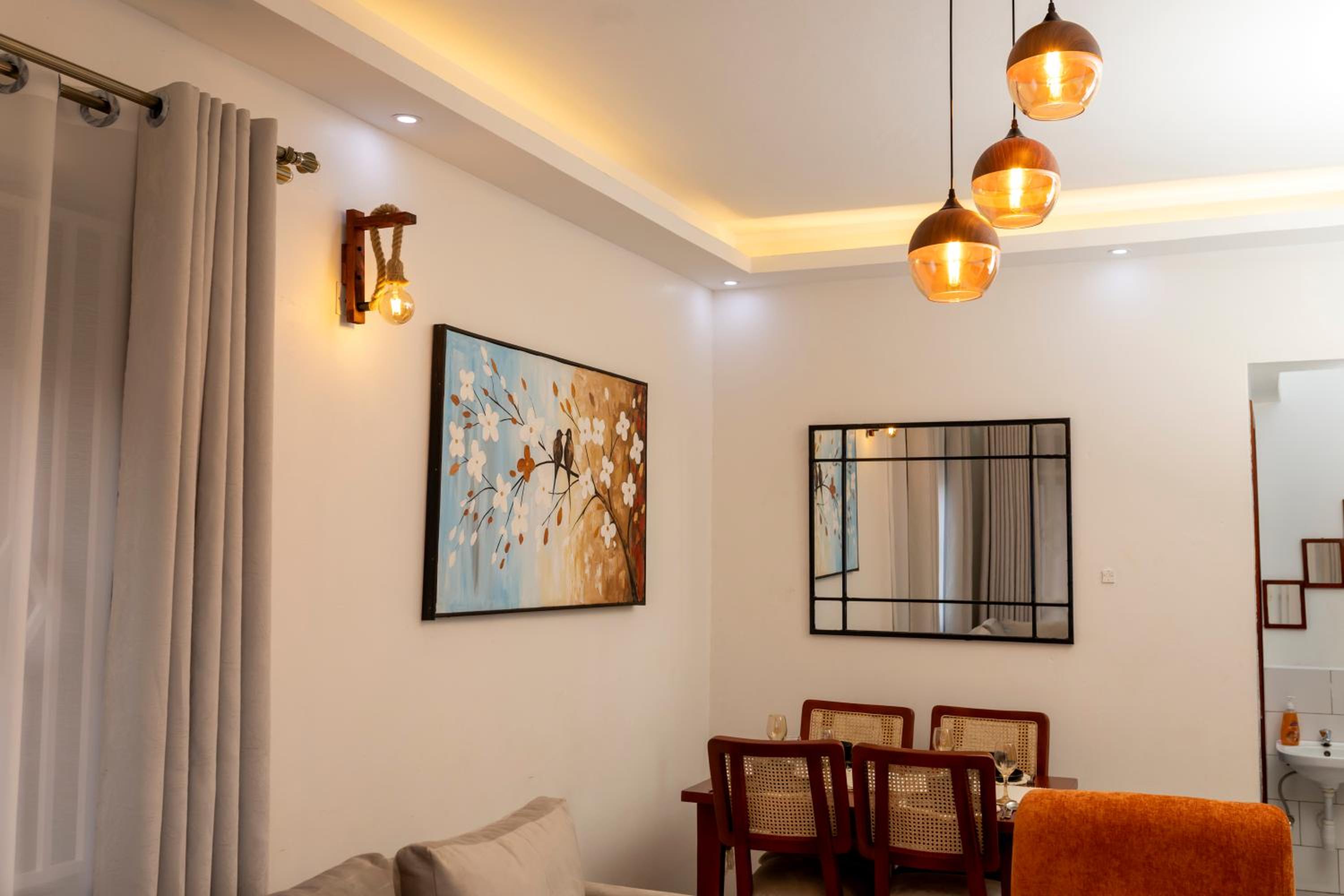 Shirleyz Cozy Haven - a delightful apt in Jinja City view 4
