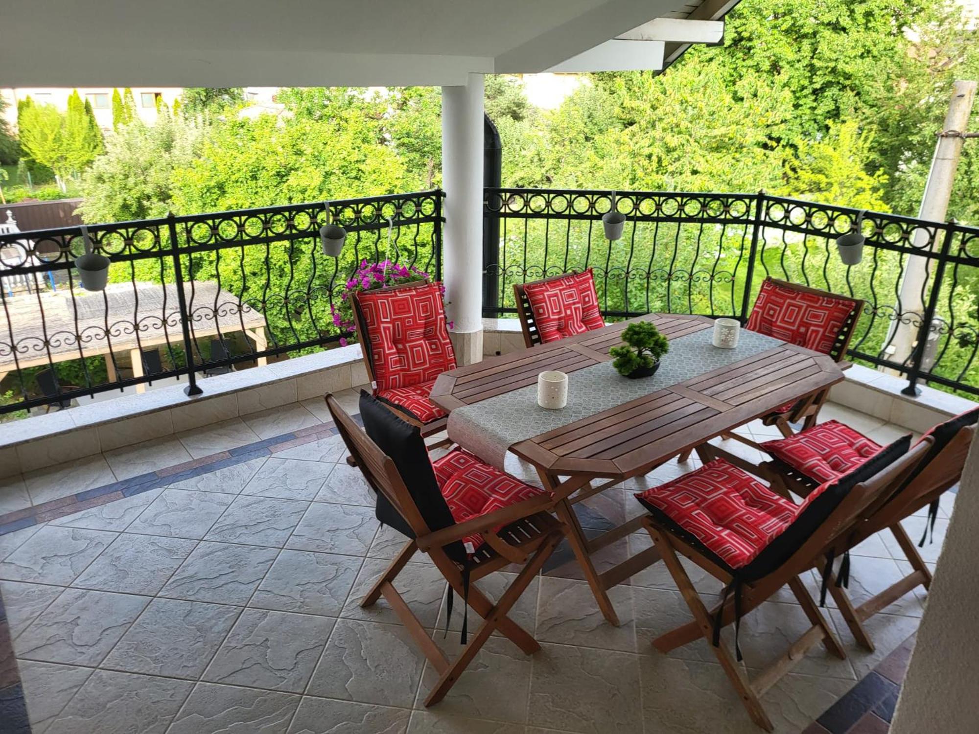 Residence Apartments Hari Sarajevo, Spacy Apartments, Free parking, Aircondition, Airport 1,5 km