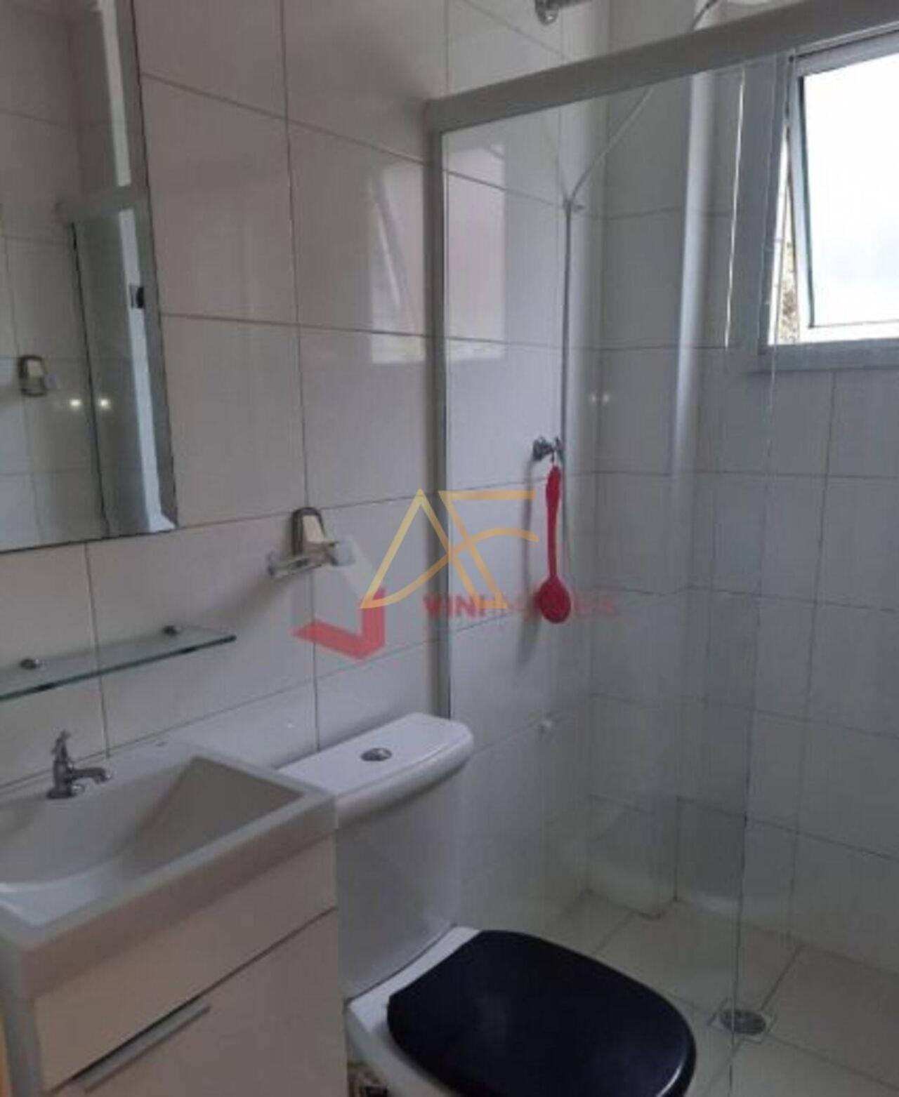 Apartamento com Piscina na Aviação