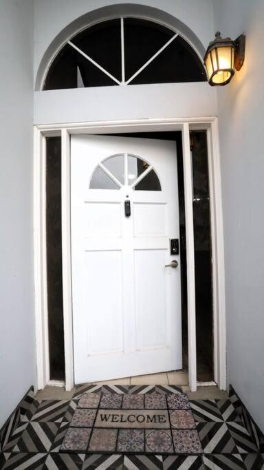 Casa Lomas Cozy 3 Bedroom 2 Bath House by Xolos Stadium view 4