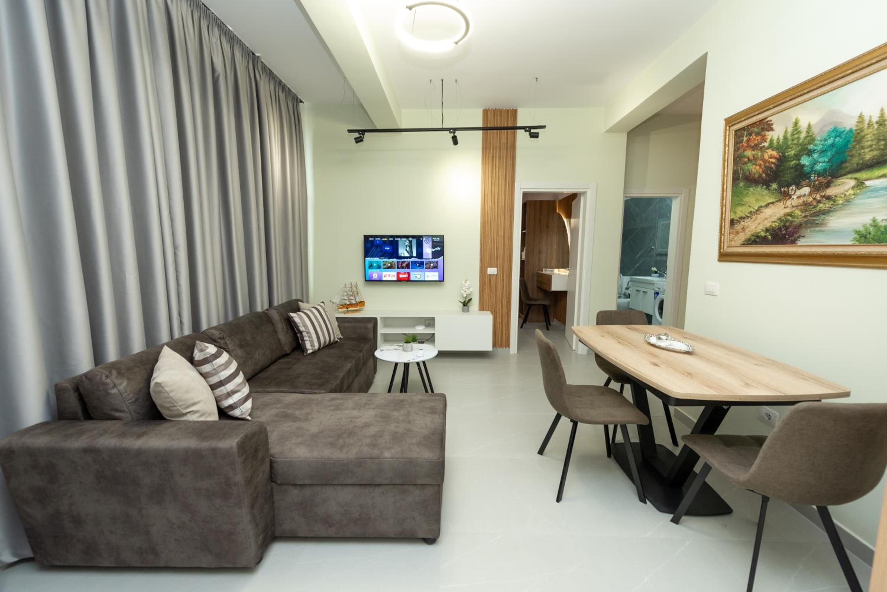 Apartments Villa Vlore