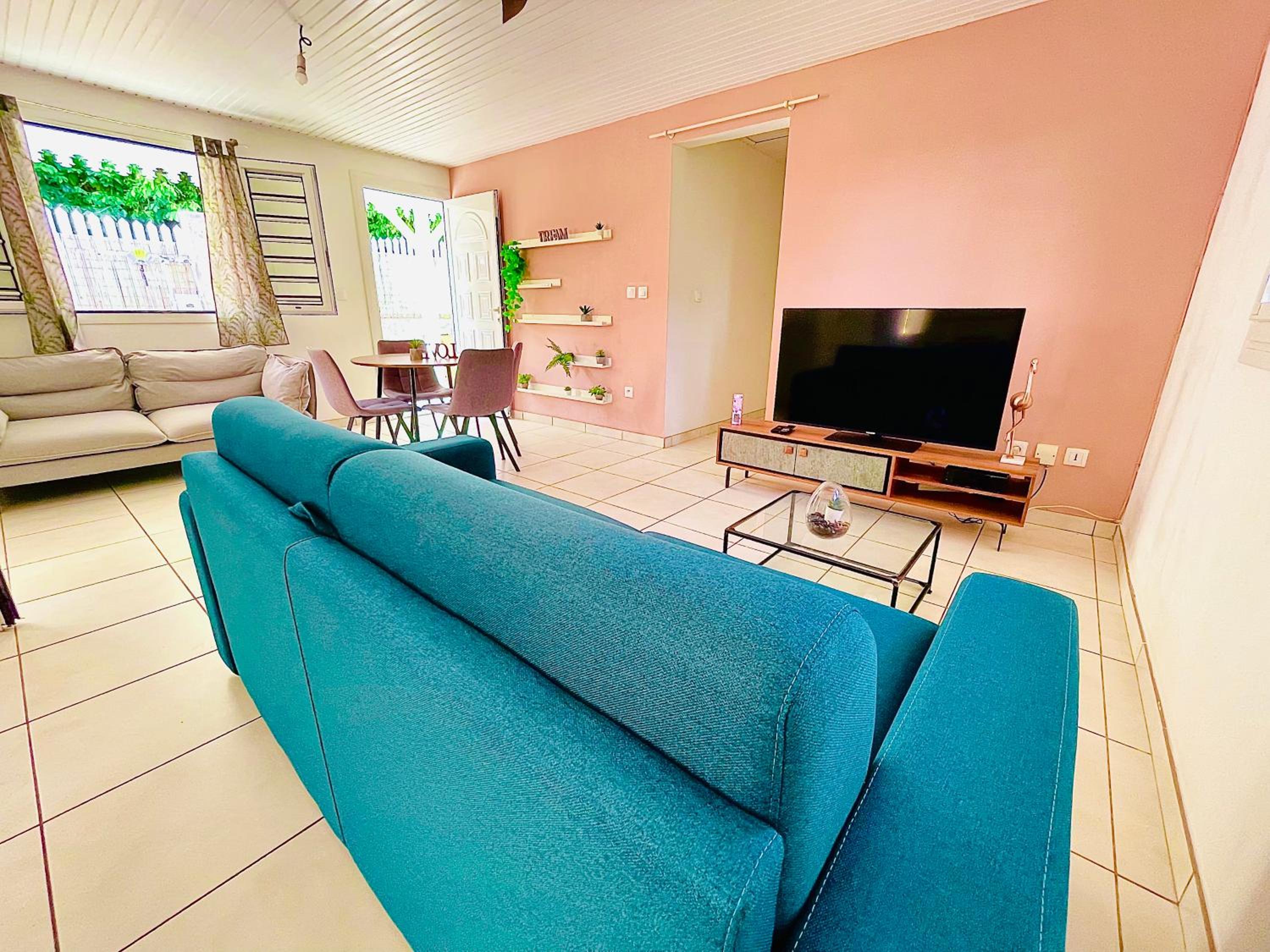 Magnifique haut de villa spacieux campagne,Jacuzzi