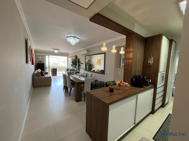 Cód 137- Belo apartamento de 3 suítes