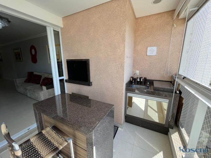 Cód 137- Belo apartamento de 3 suítes
