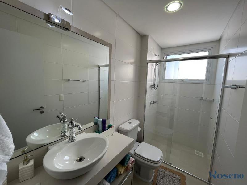 Cód 137- Belo apartamento de 3 suítes