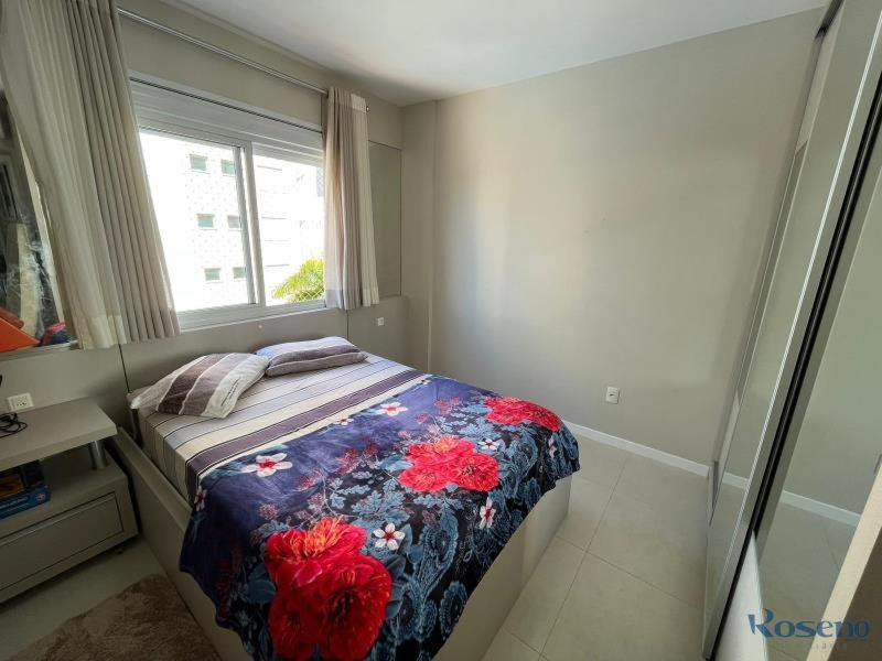 Cód 137- Belo apartamento de 3 suítes