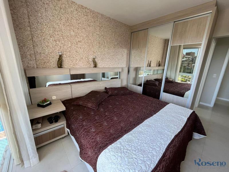 Cód 137- Belo apartamento de 3 suítes