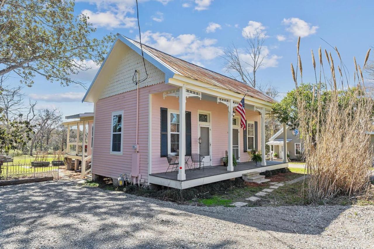 Jasperilla Pink House