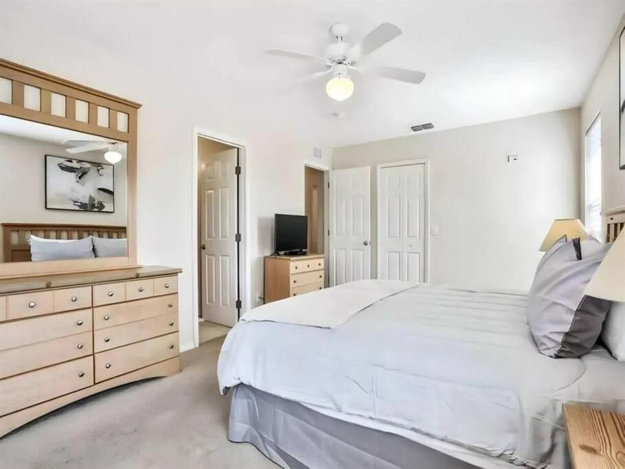 354 Mirage Corner Townhouse