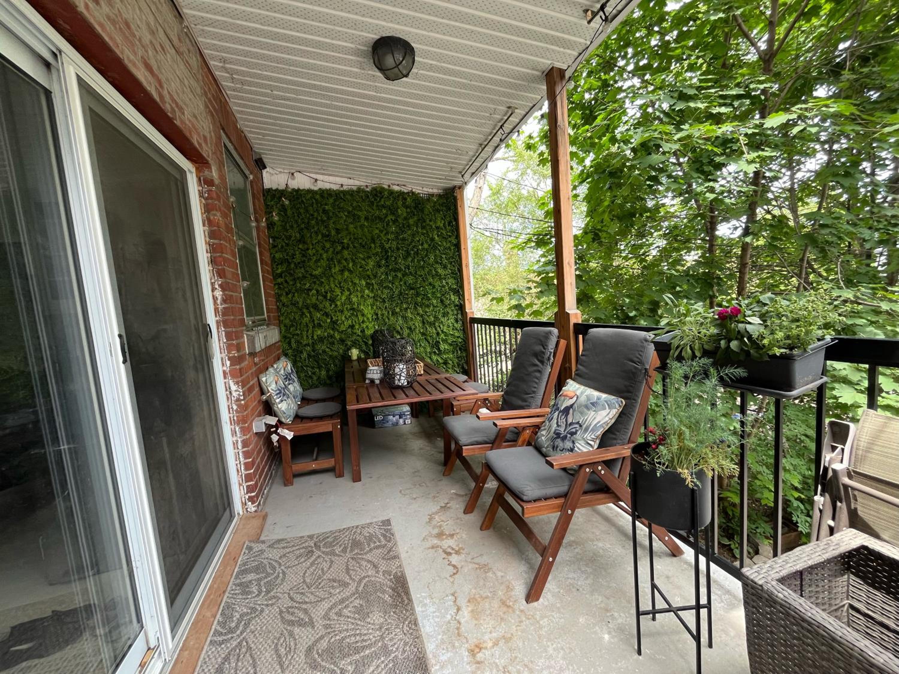 Ville-Émard Duplex avec esprits de communauté