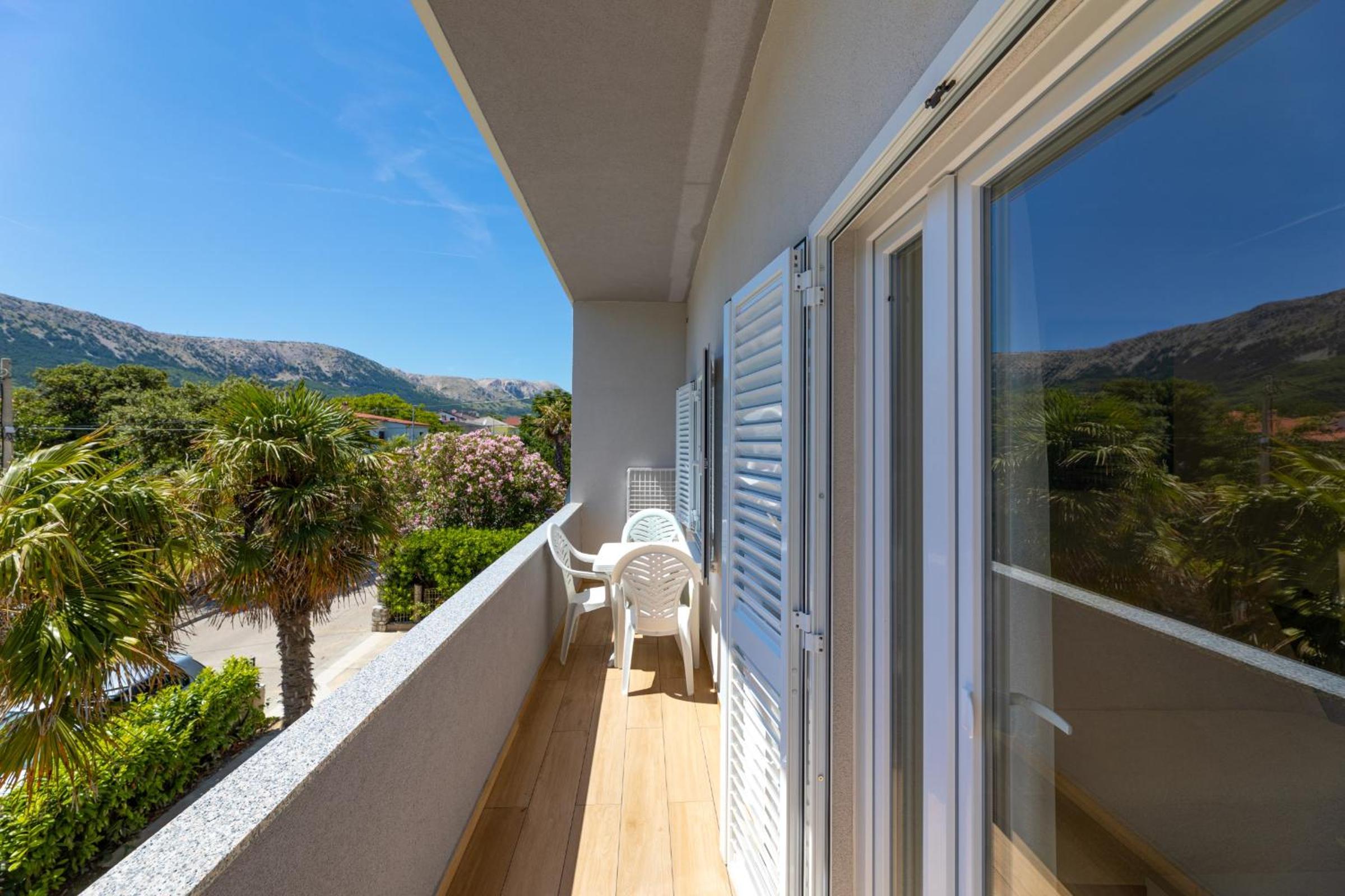 Apartments Crnekovic IX view 3