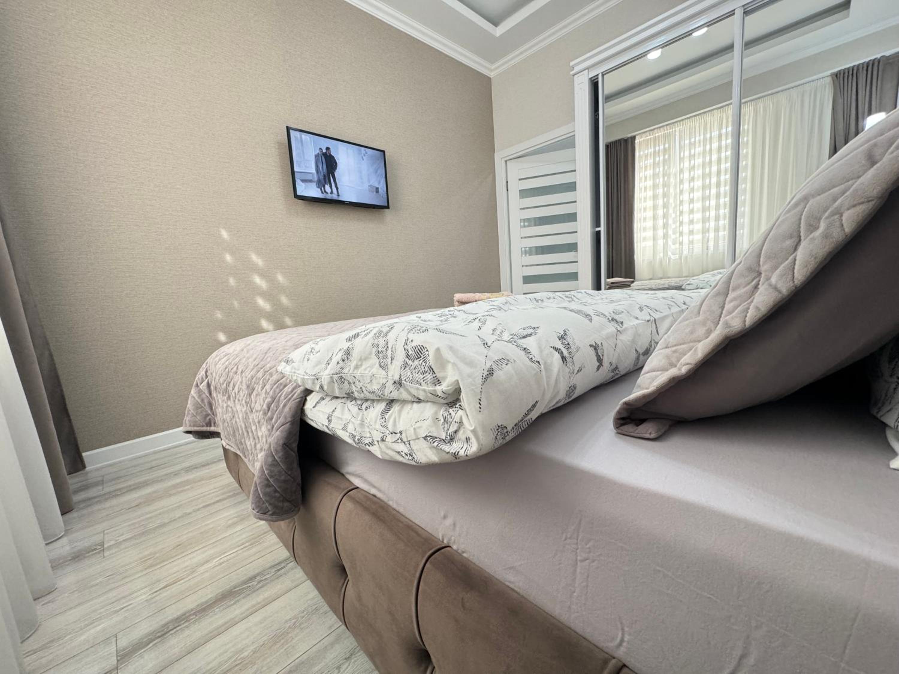 New White and Cozy Apartment in Centre, New Buiding view 3