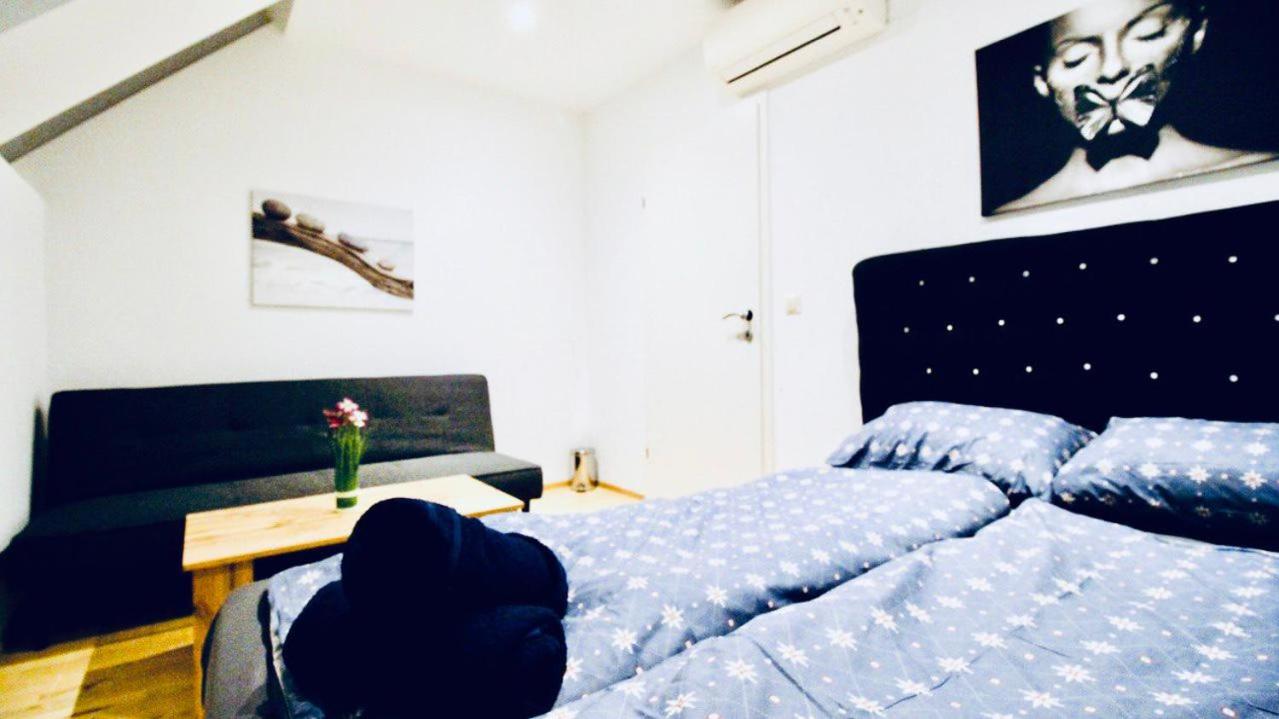 6 min to Amusement Park - Economy Rooms in Shared Apartment