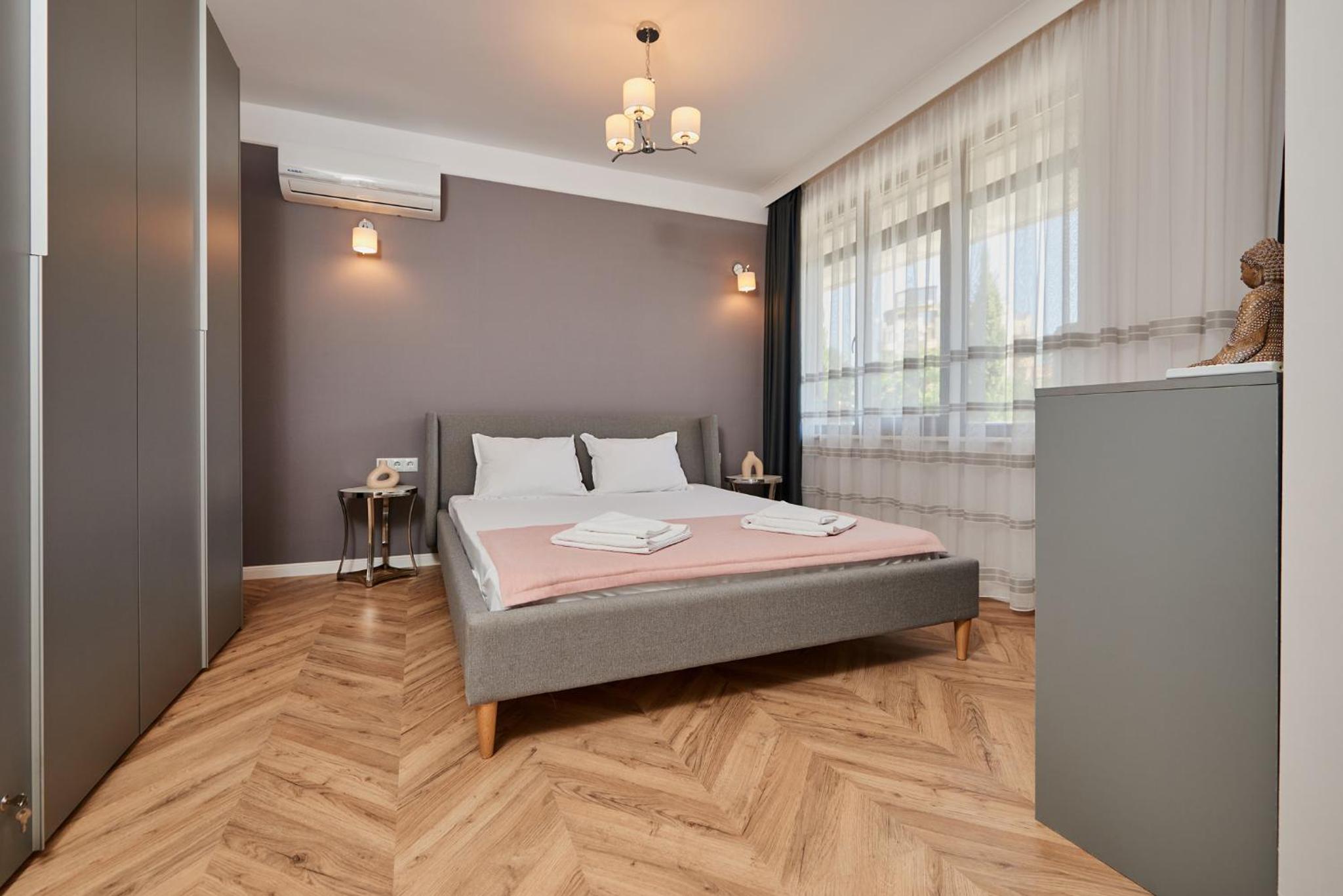 Florance Rentals Luxury Apartments in Saint Vlas