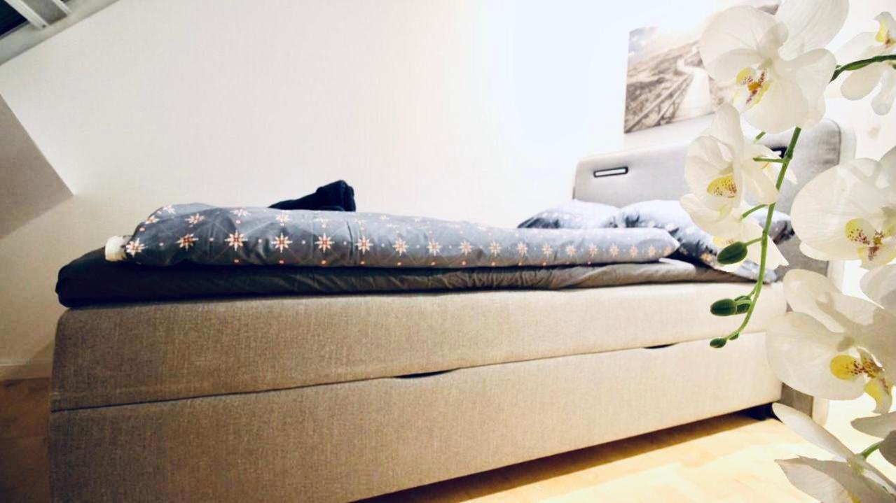 6 min to Amusement Park - Economy Rooms in Shared Apartment