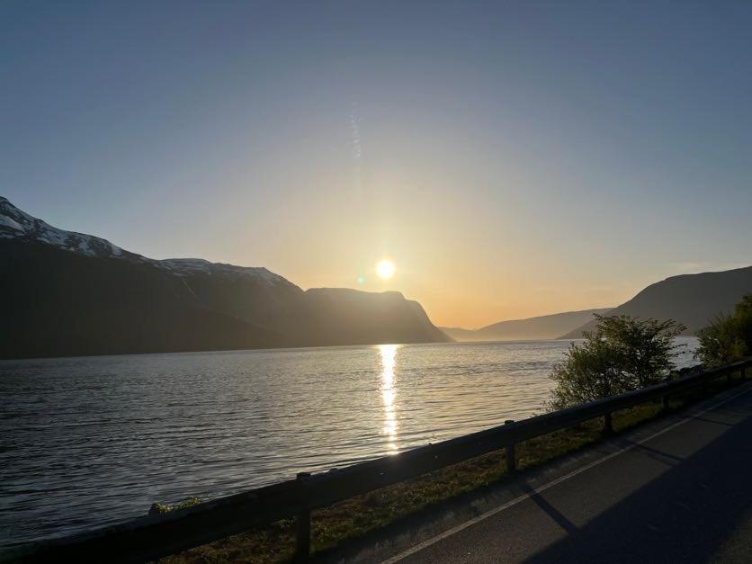 Fjordtun by Eresfjord - house with a beautiful view!