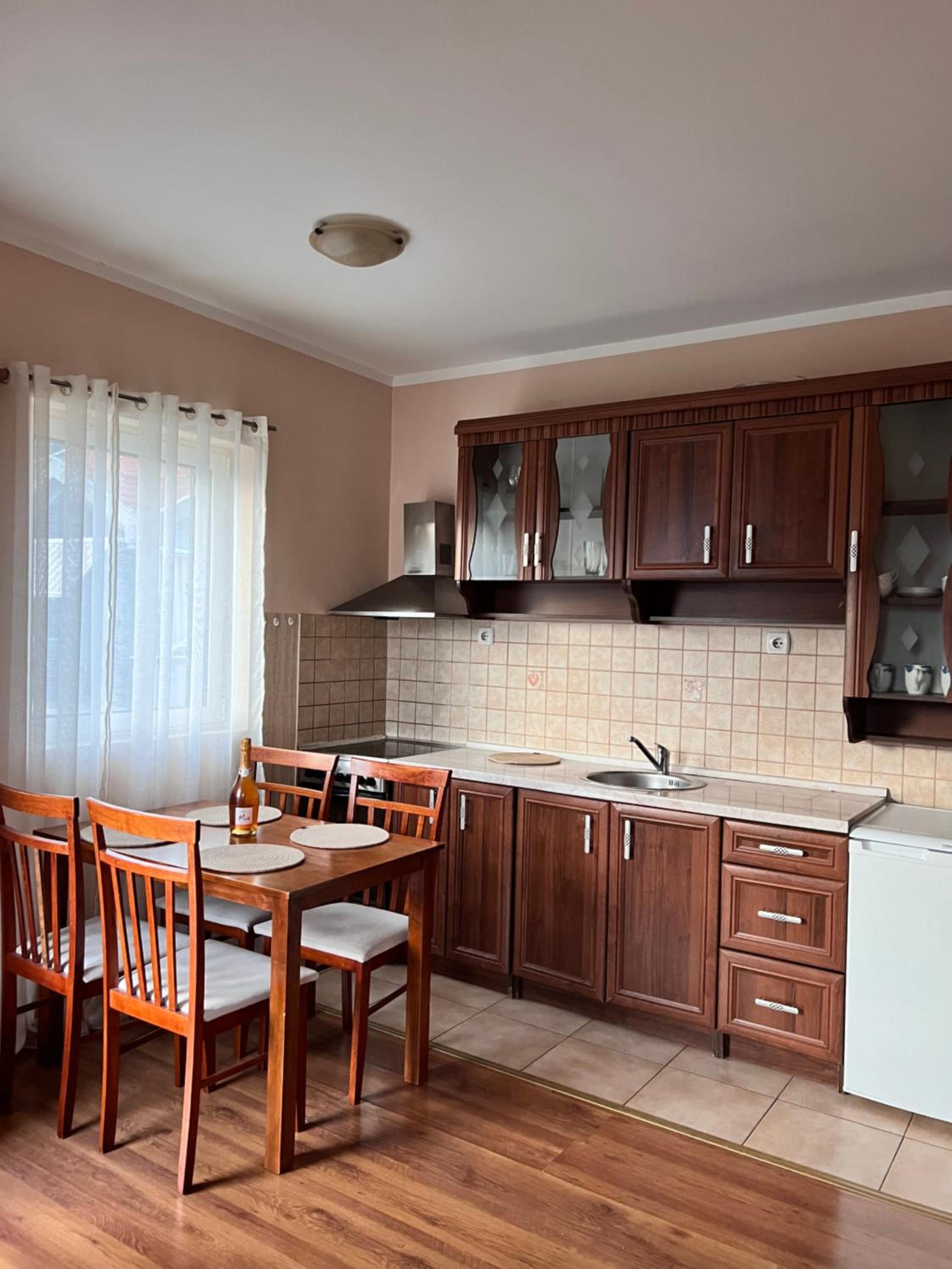 Sunshine Apartment
