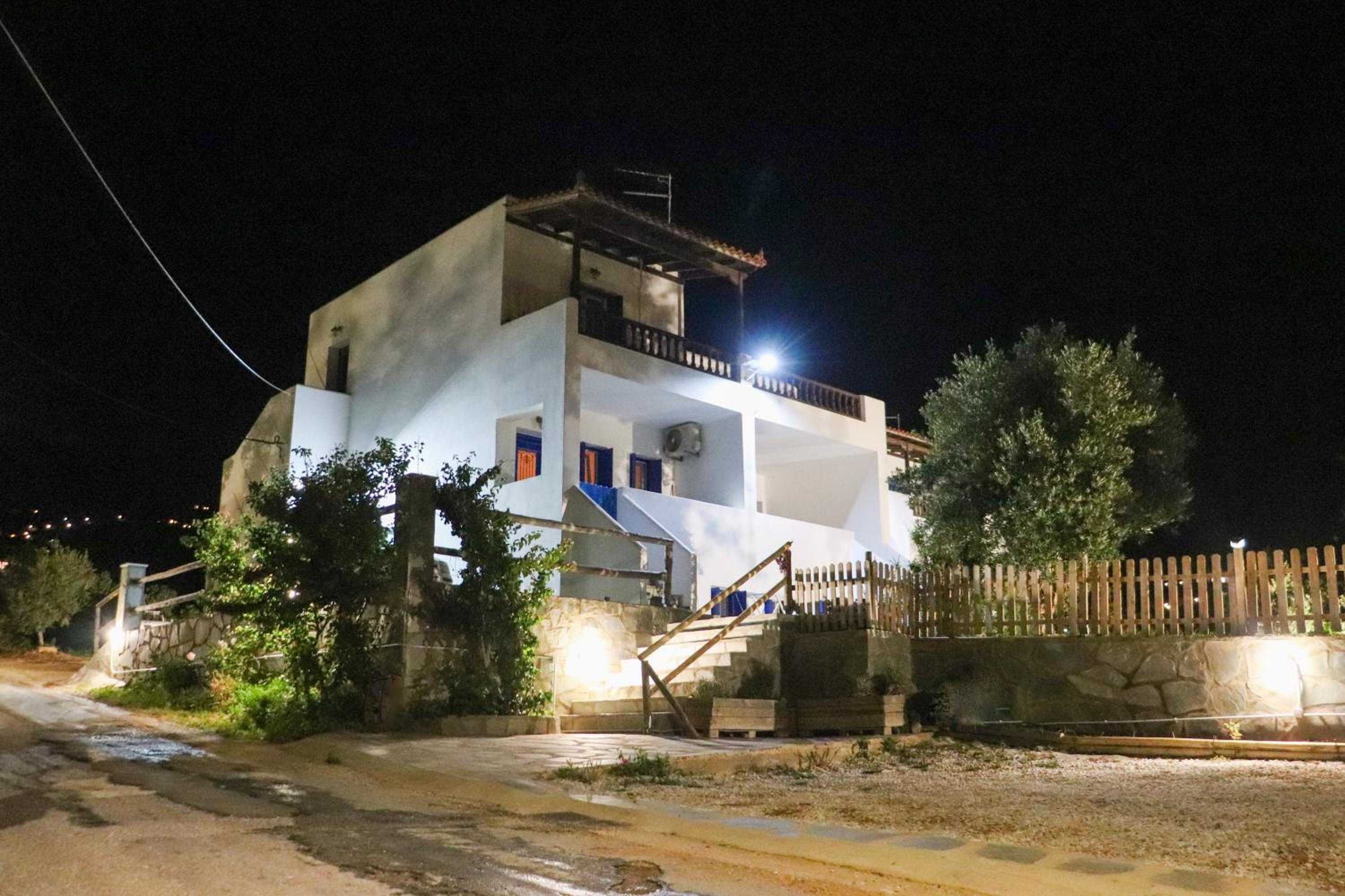 Ateni House