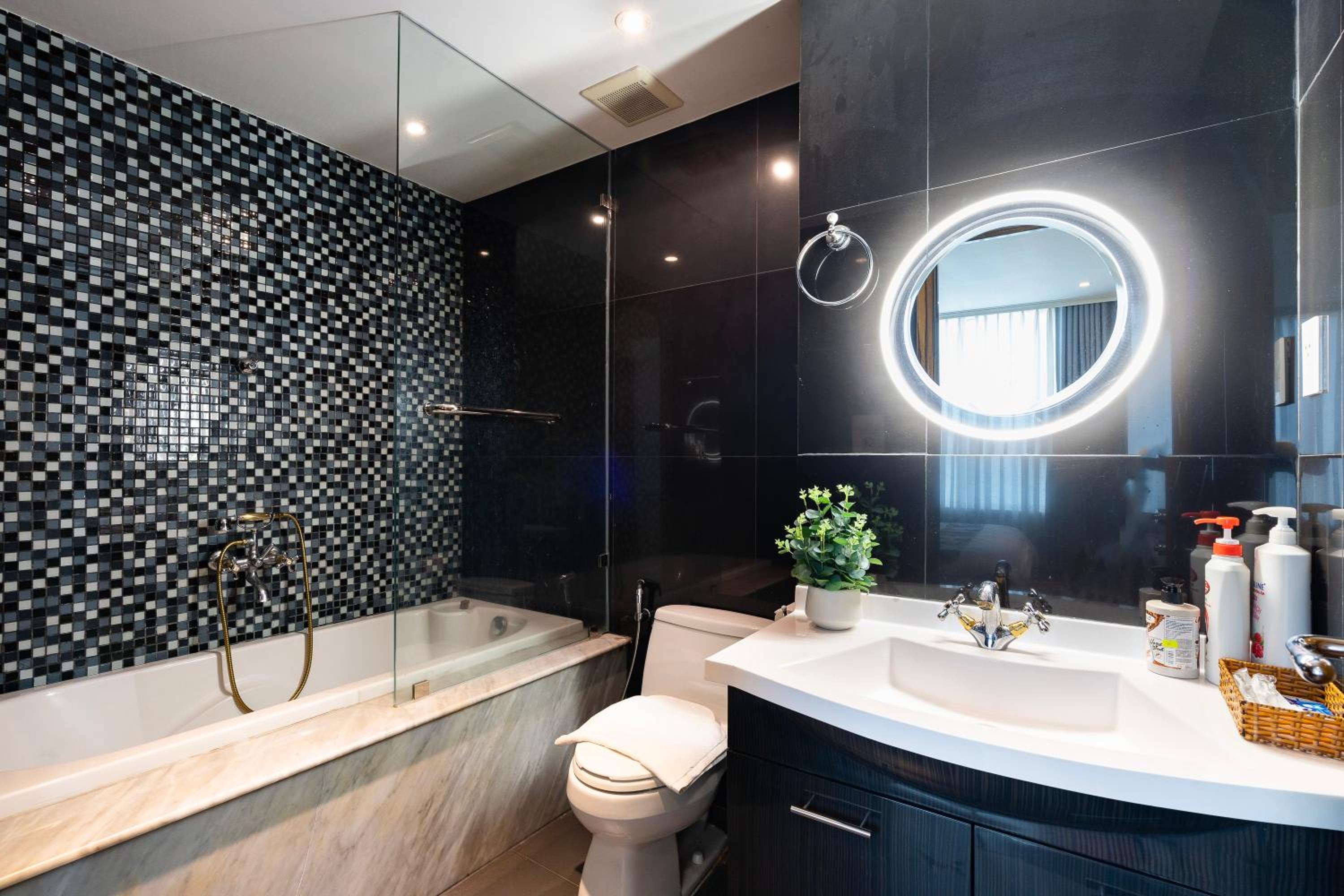 Comfy Luxury 3BR apartment near Ben Thanh Market