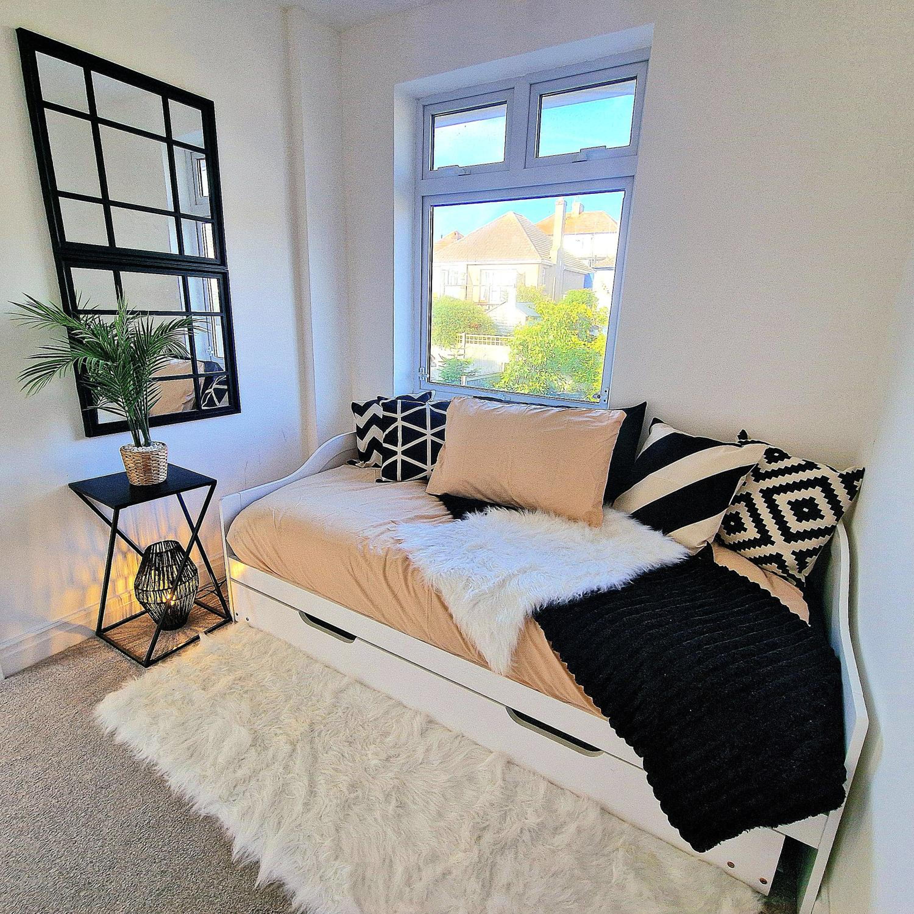 Stunning Beachfront House, Herne Bay, Kent view 2