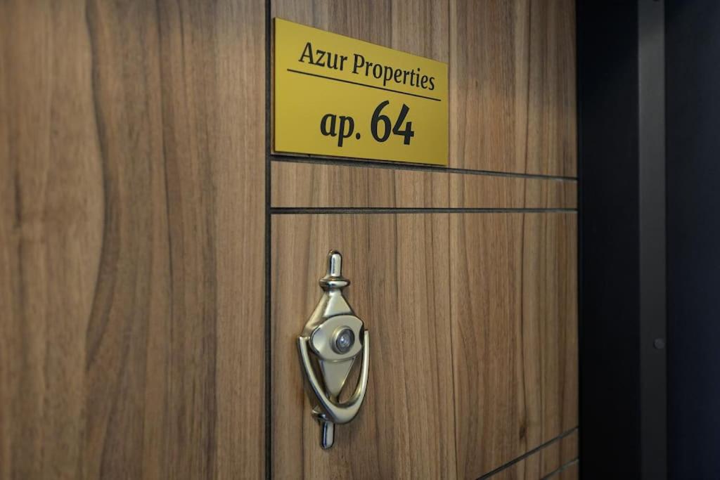 Azur Properties ap19