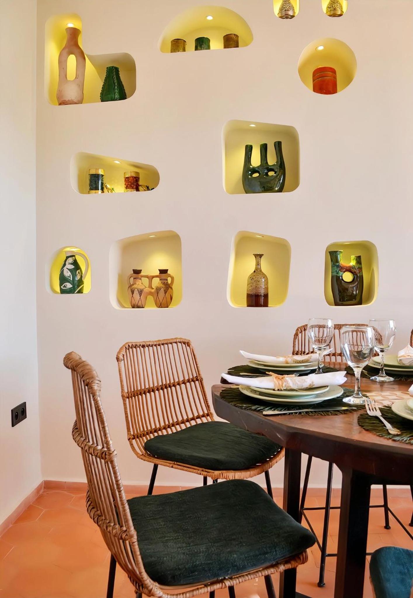 dining