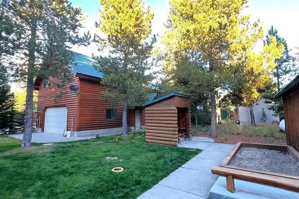 Little Godfrey Lodge