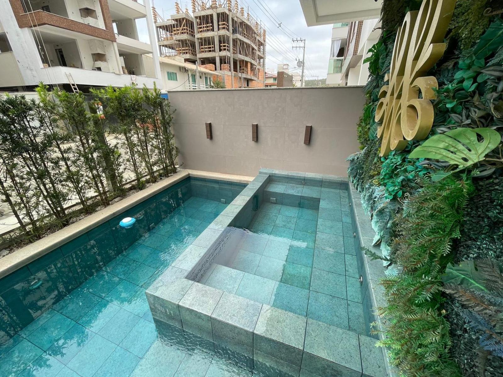 Cód 68 - Apartamento á 200m do mar