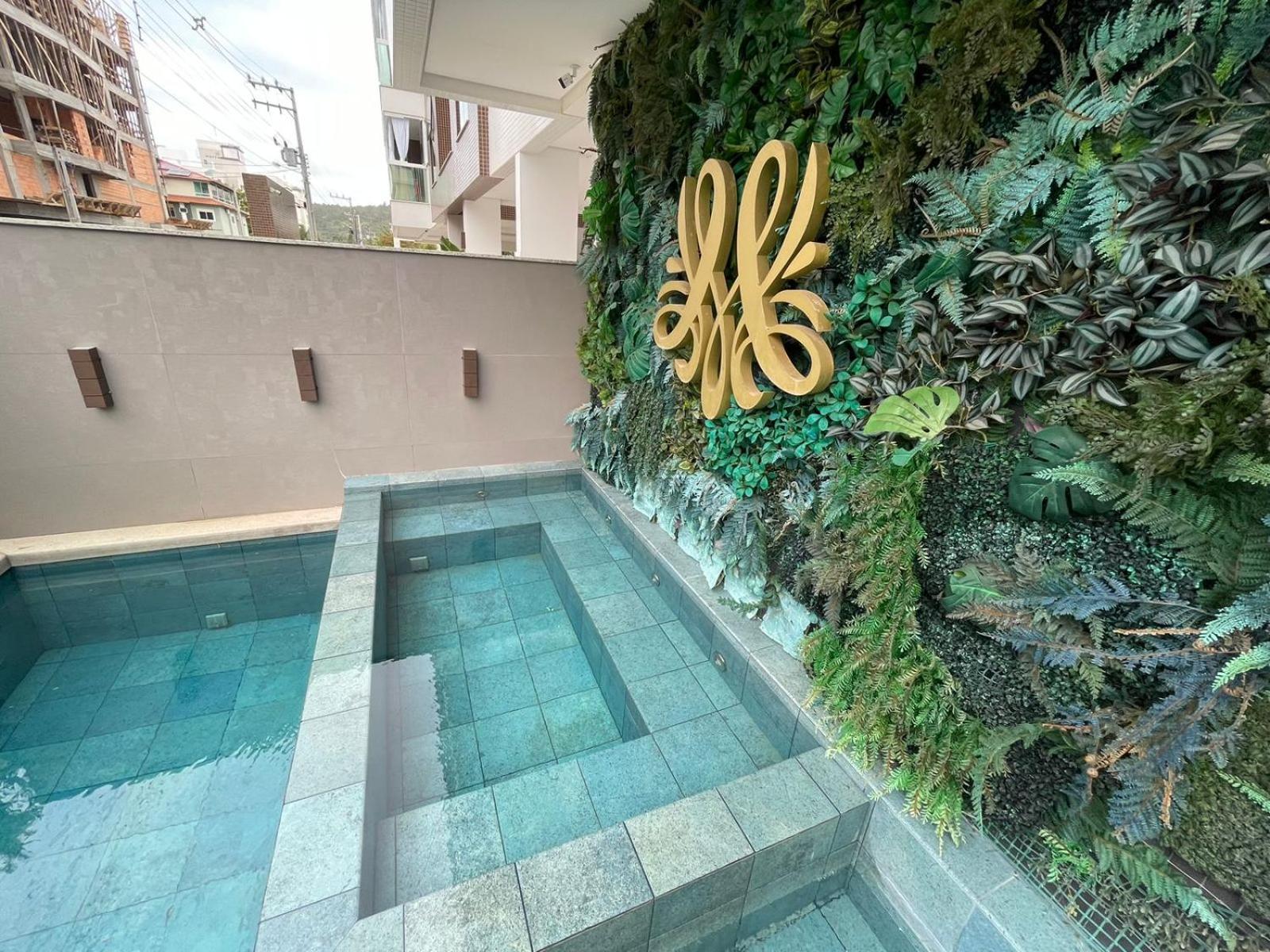 Cód 68 - Apartamento á 200m do mar