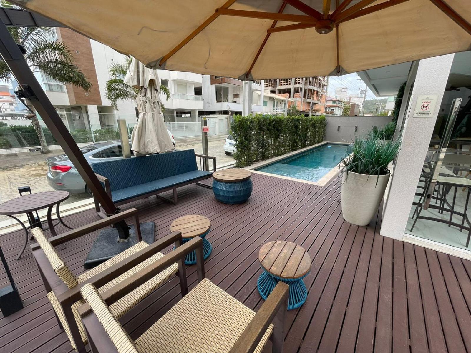 Cód 68 - Apartamento á 200m do mar