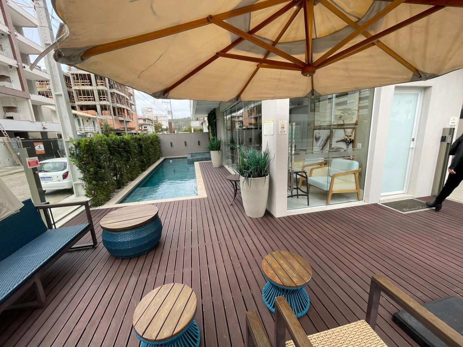Cód 68 - Apartamento á 200m do mar