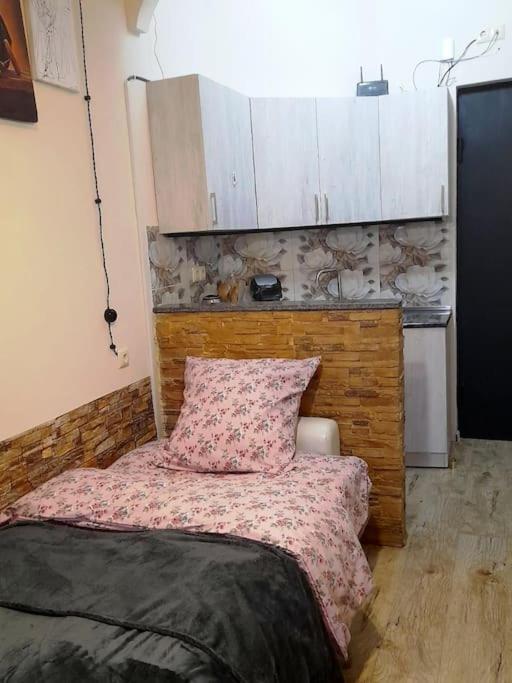 17 floor, cozy with a balcony historical & city view view 5