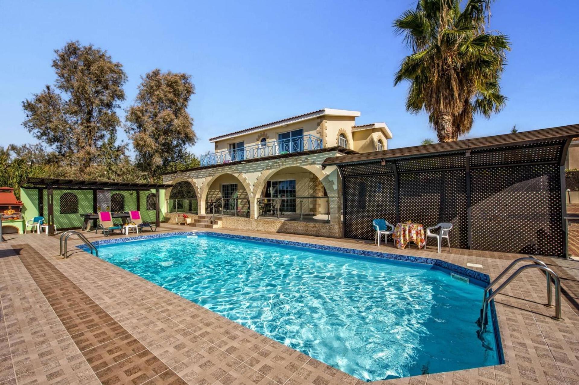 Villa Danae Coral Bay by Villa Plus
