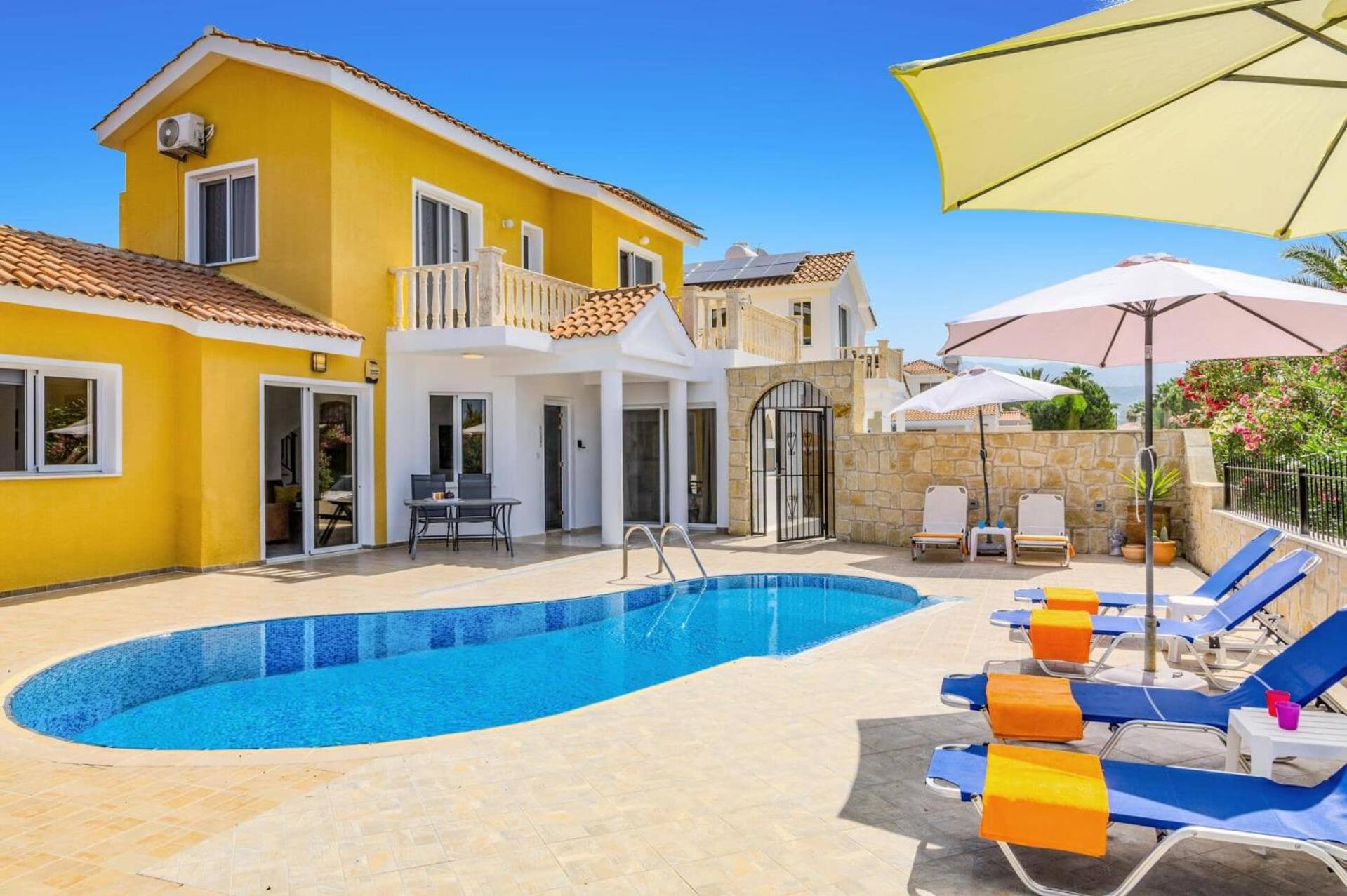 Villa Frida by Villa Plus