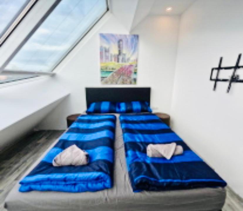 6 min to Amusement Park - Economy Rooms in Shared Apartment