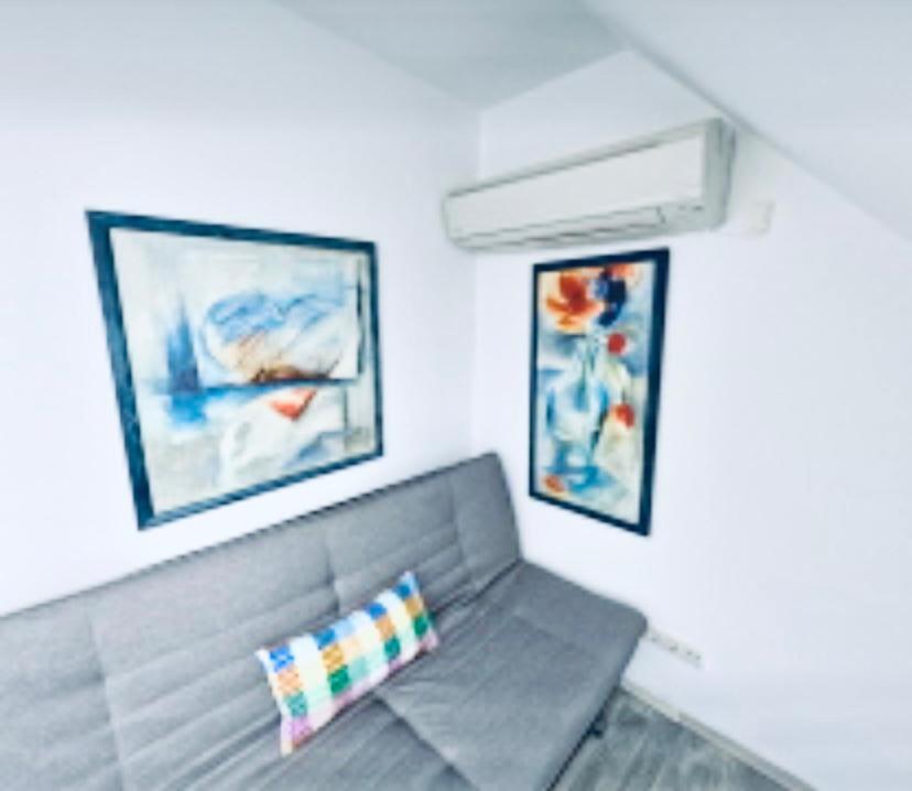 6 min to Amusement Park - Economy Rooms in Shared Apartment