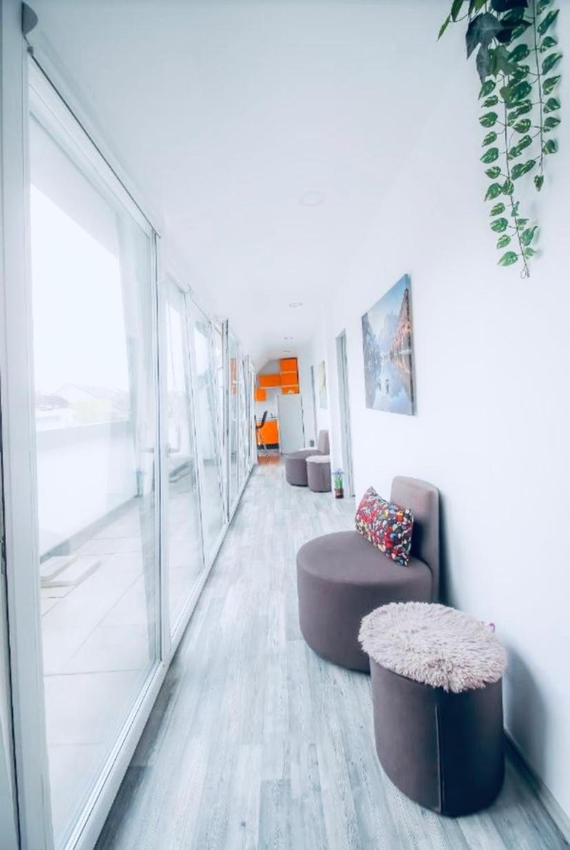 6 min to Amusement Park - Economy Rooms in Shared Apartment