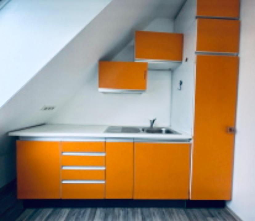 6 min to Amusement Park - Economy Rooms in Shared Apartment