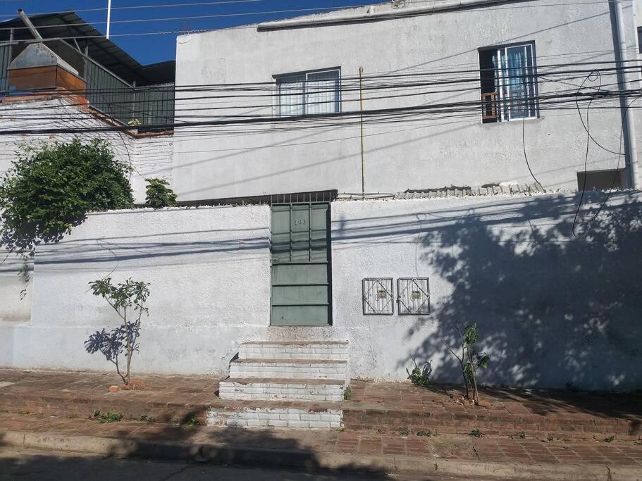 Casa equipada, 3 habitaciones y dependencias