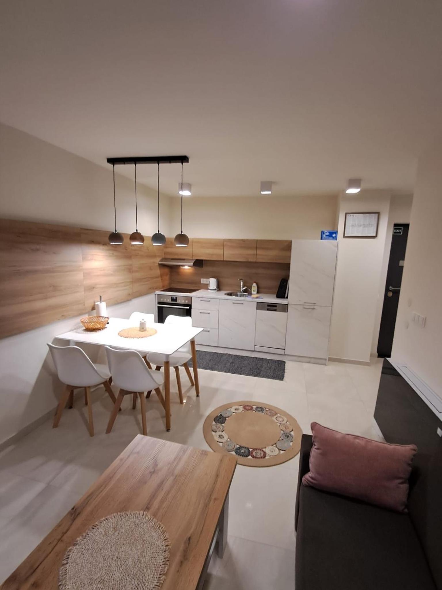 Apartmani Datea