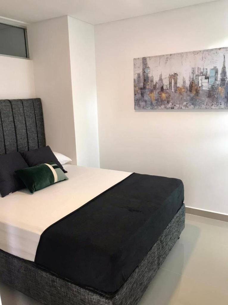 LUJOSO Y COMODO APARTAMENTO EN CARTAGENA