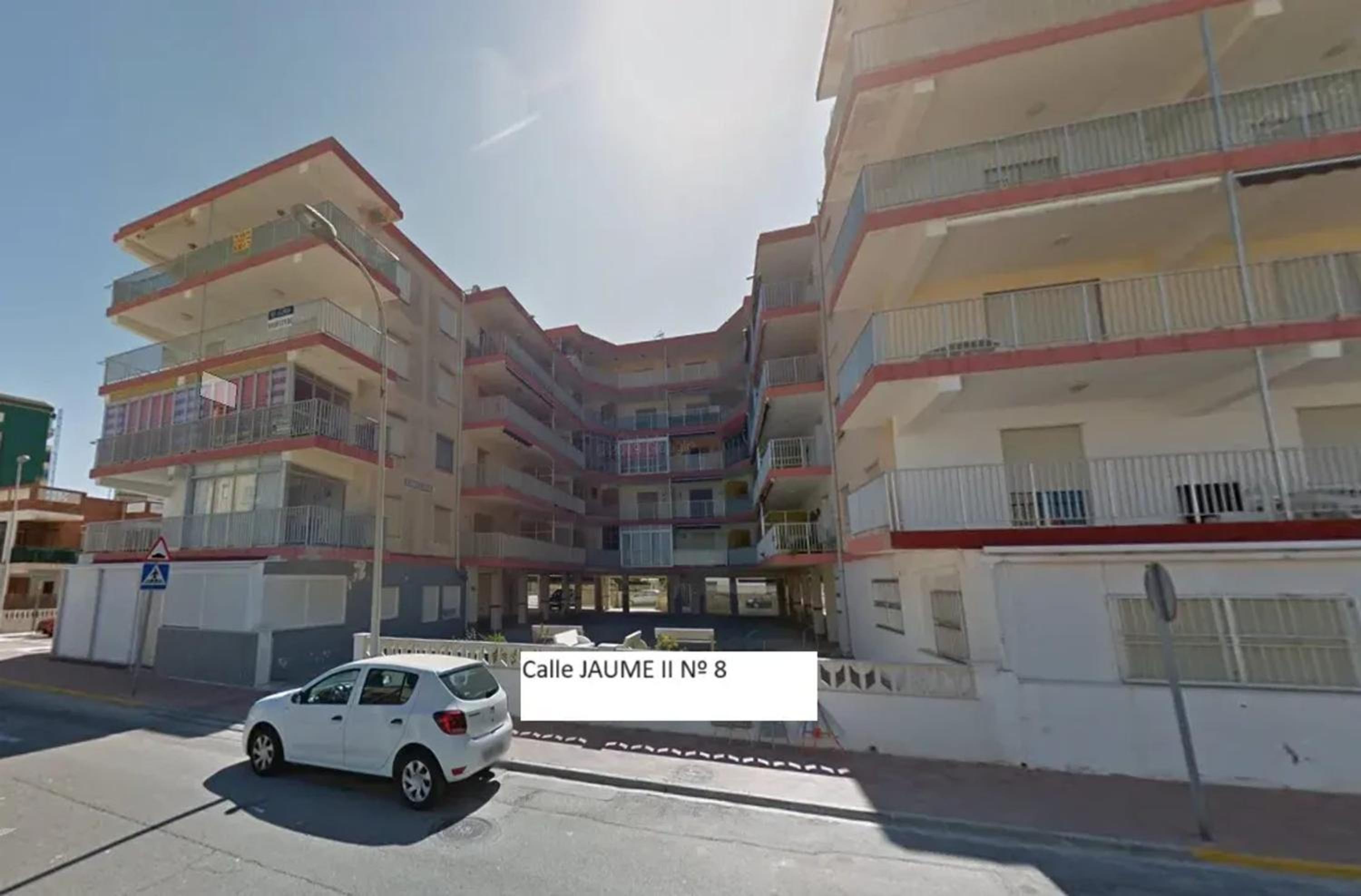 Spacious apartment in Tavernes de la Valldigna with sea view