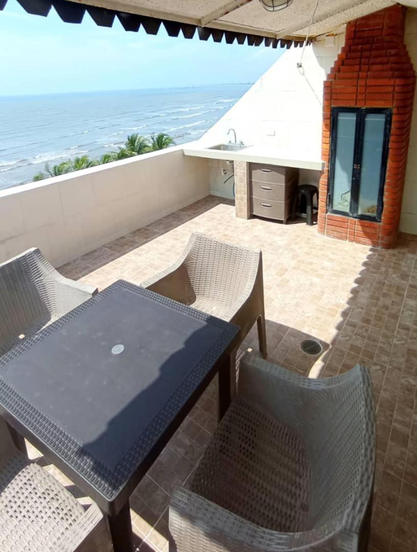 Con Vista al Mar y Terraza Privada, Céntrico view 4