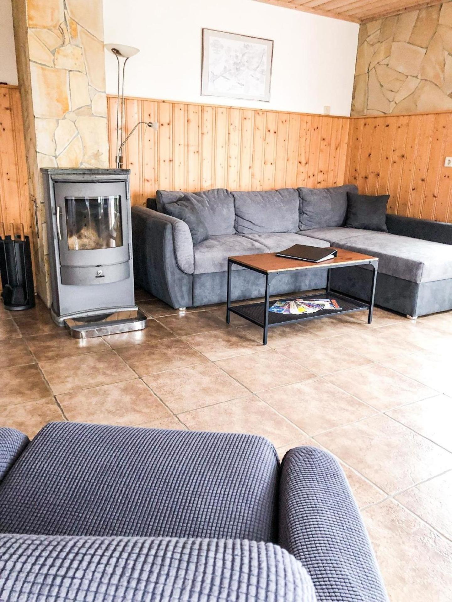 Gemütliche Wohnung In Niederpoyritz Mit Garten