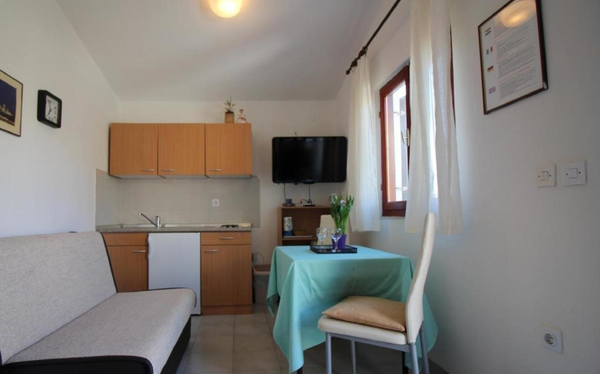 Ferienwohnung Rozi für 2 Personen in Strandnähe view 3